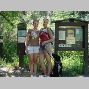 Meredith,Shannon,_and_Gracie_at_Green_Mtn._Lodge,_CO,_7-11-2009.jpg