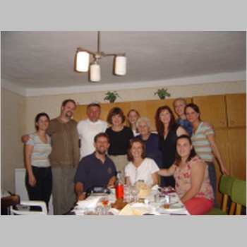 The_Duzs_family_at_Annus'_home_in_Szalonna.JPG