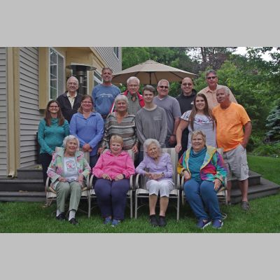 Alan_Hacketts_KishFamily_Picnic_061018.3837.43.0R.jpg